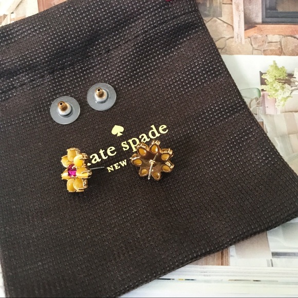 Kate Spade Yellow Flower Earrings NWT - Picture 3 of 4